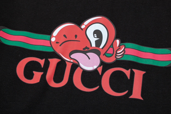 ブランドパーカー背面デザイン